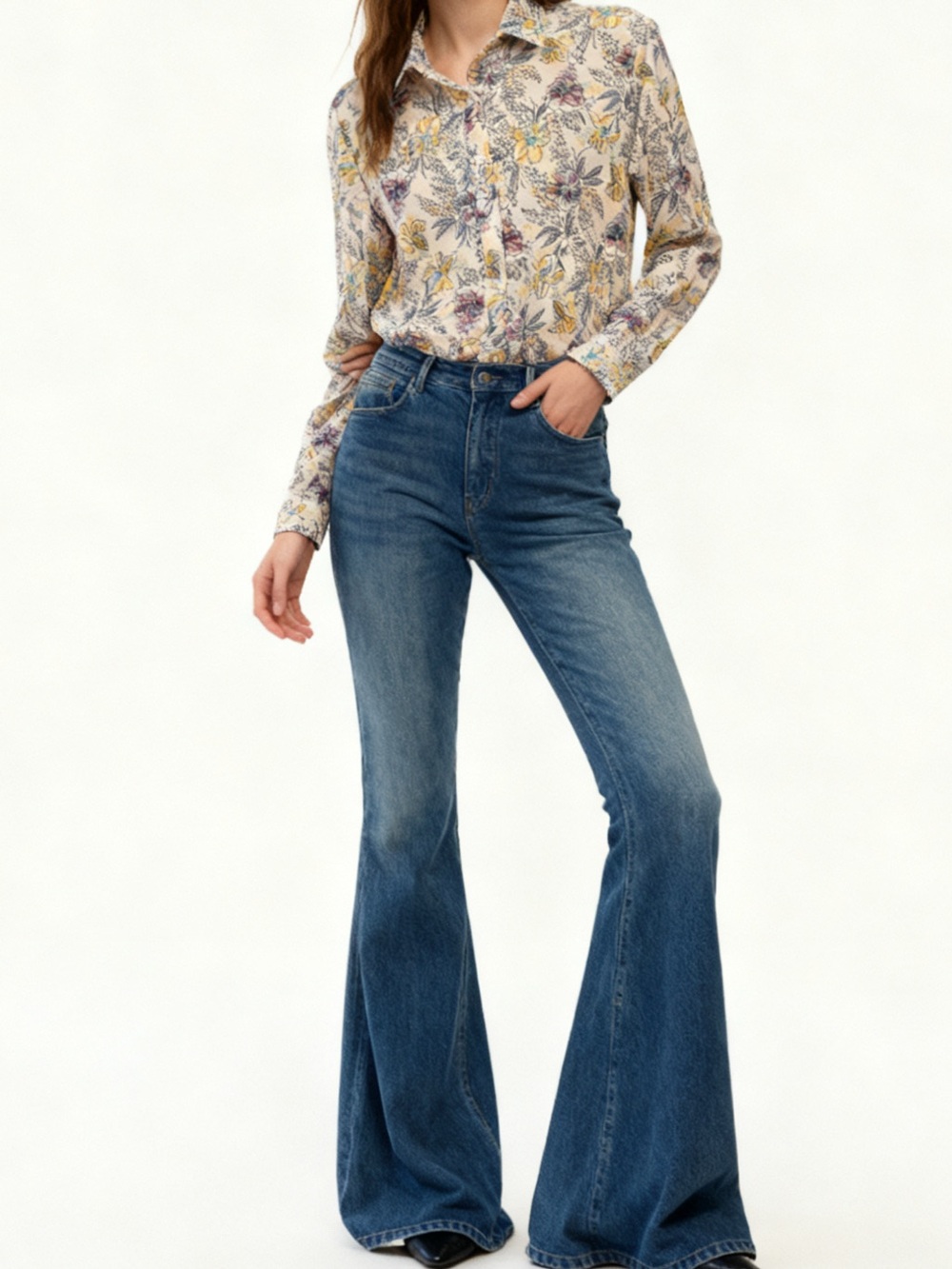 Vintage 70s Floral art button down blouse